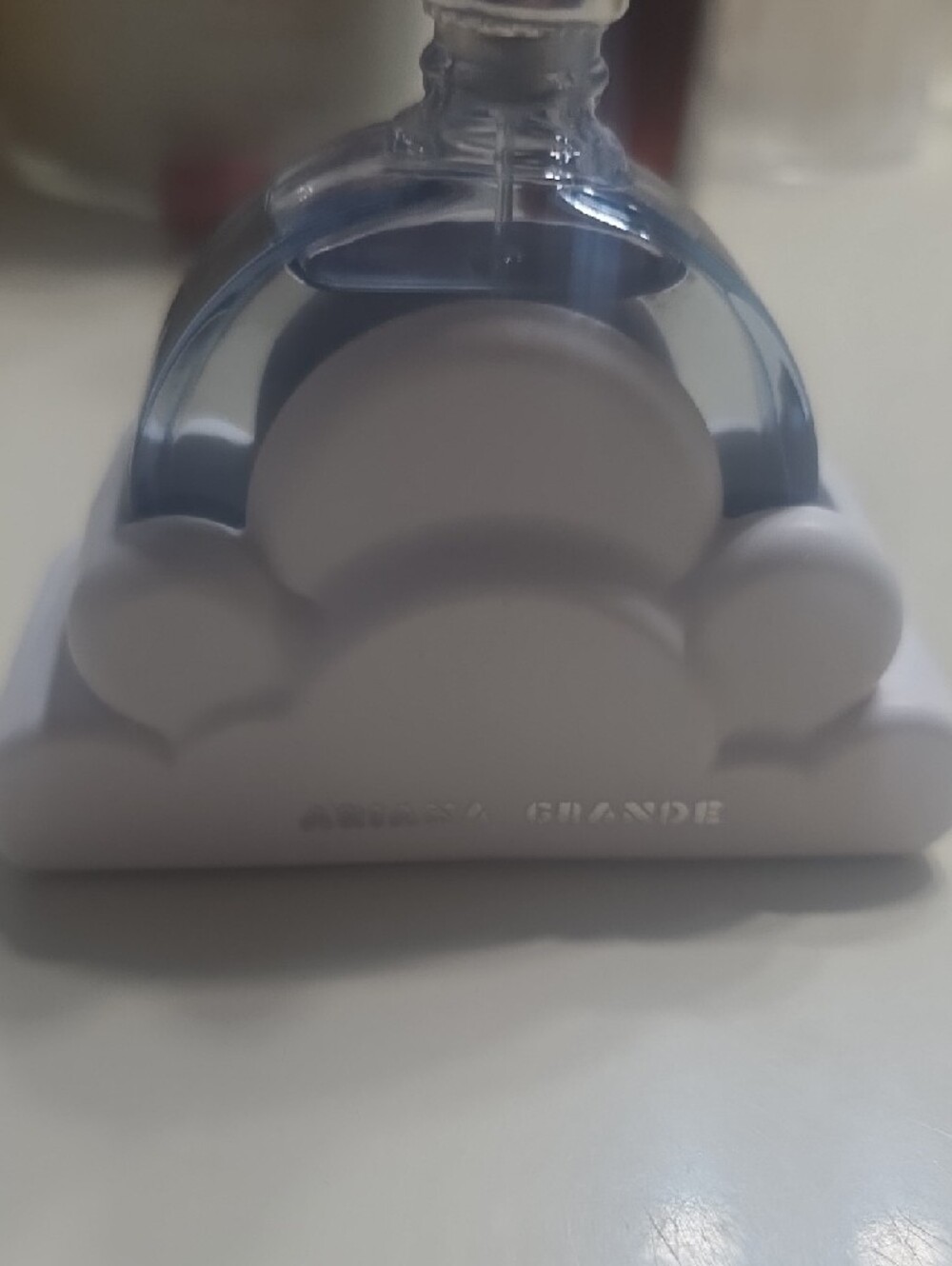 Ariana Grande Cloud Bottle - Picture 2 of 2